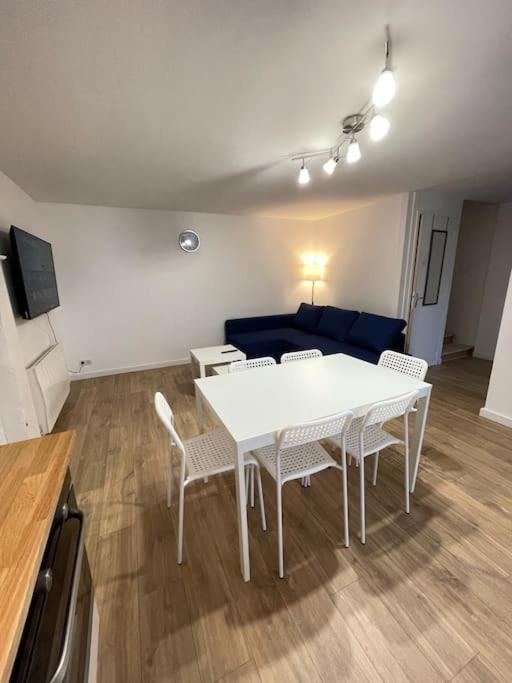Charmante Maison A Evran Proche Dinan Et St Malo. Esterno foto